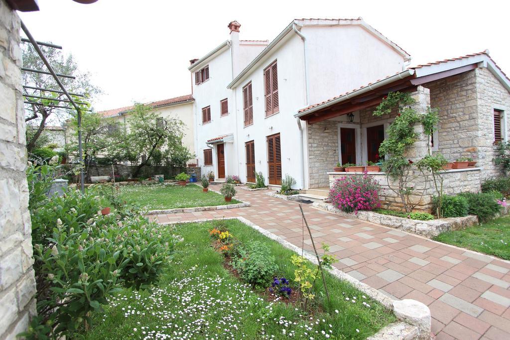 Guest House Liliana Rovinj Buitenkant foto